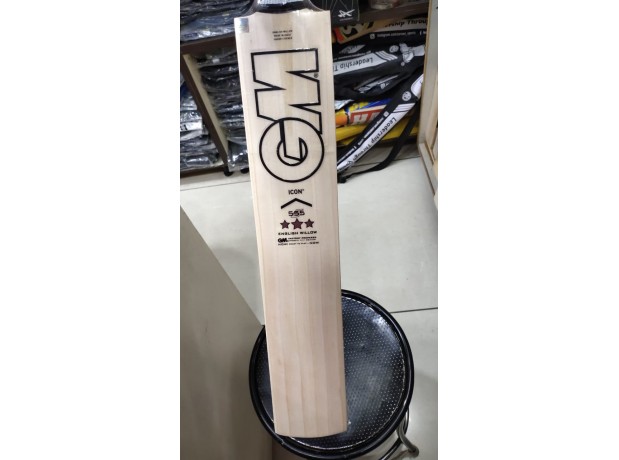GM Icon 555 English Willow Cricket Bat
